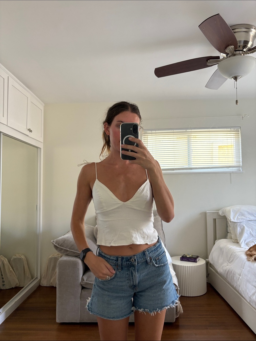 Princess Polly White Spaghetti Strap V-Neck Crop Cami